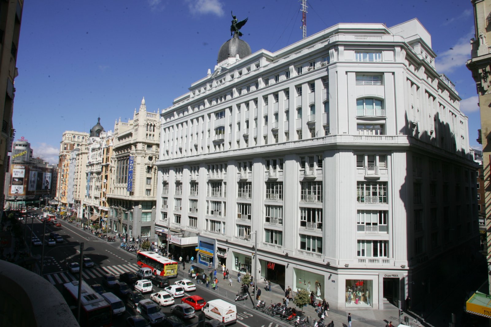 Periódicos que se hacen radios… o televisiones